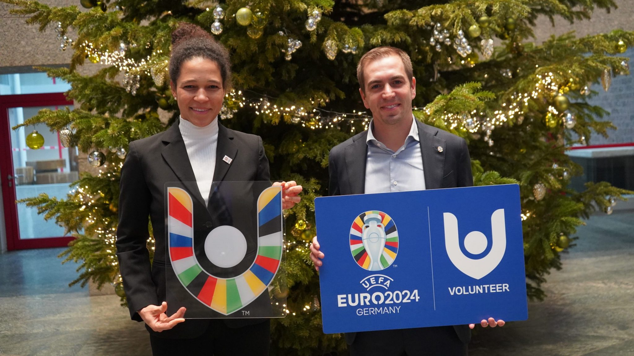 UEFA EURO 2024 VolunteerLogo präsentiert